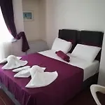 Andy's Apart-hotel 3*