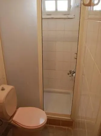 آندي أبارت هوتل مرمريس
