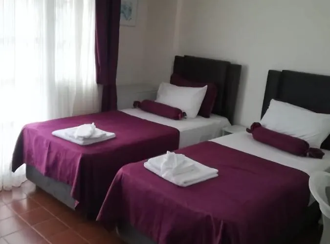 آندي أبارت هوتل مرمريس