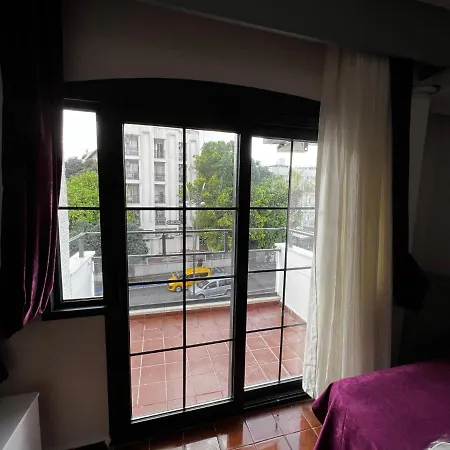 Aparthotel Andy's